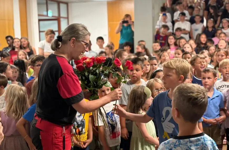 Danke, liebe Renate – Renate Künzler wurde von der Schuleinheit warmherzig verabschiedet