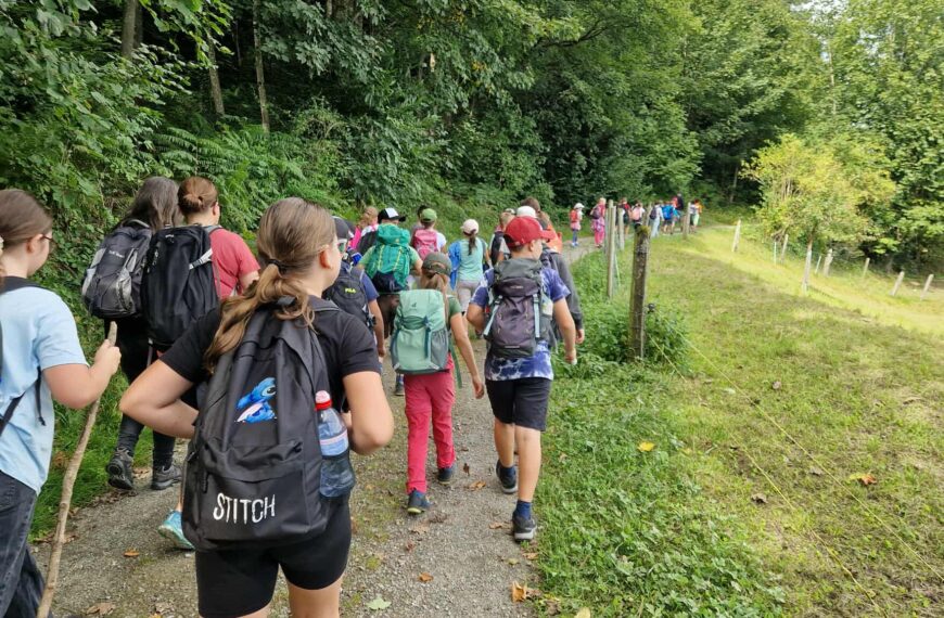 Sporttag der Primarschule – Ein unvergessliches Erlebnis bei Sonnenschein!