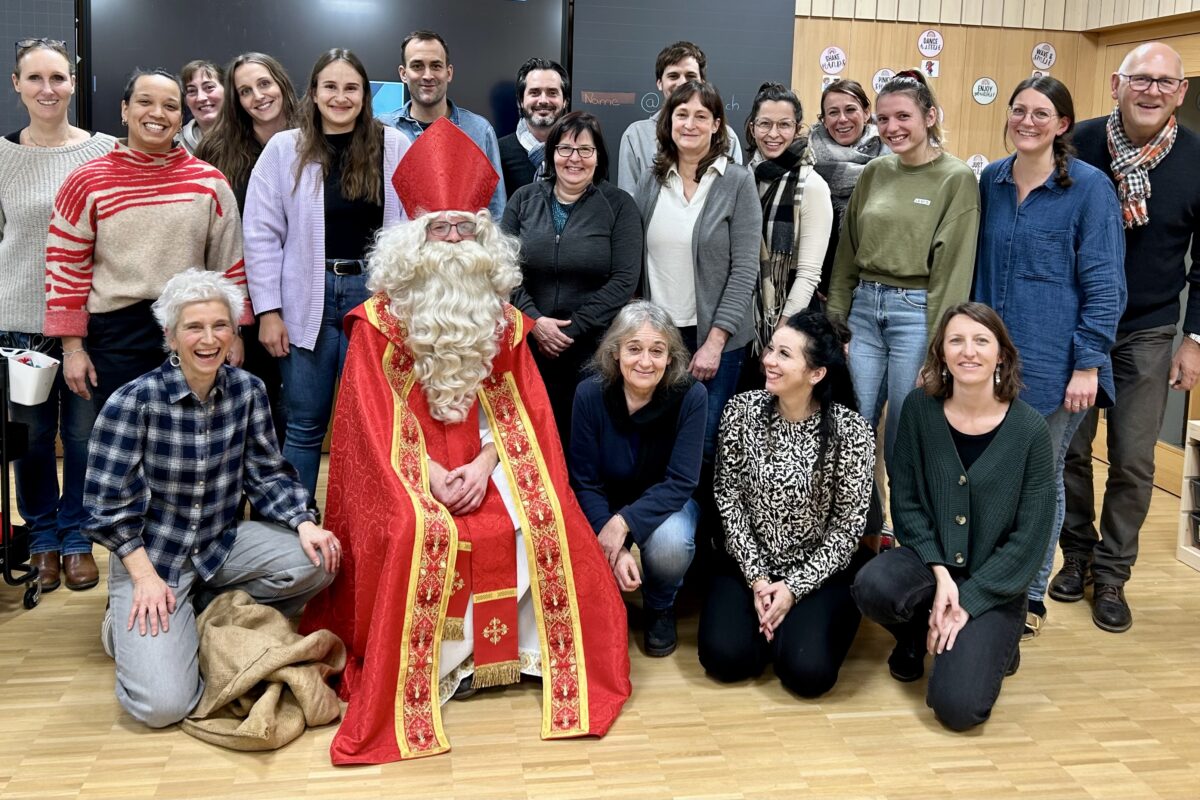 St. Nikolaus zu Besuch beim Lehrerteam Wiesenau